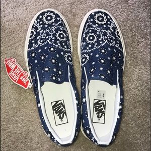 vans blue bandana